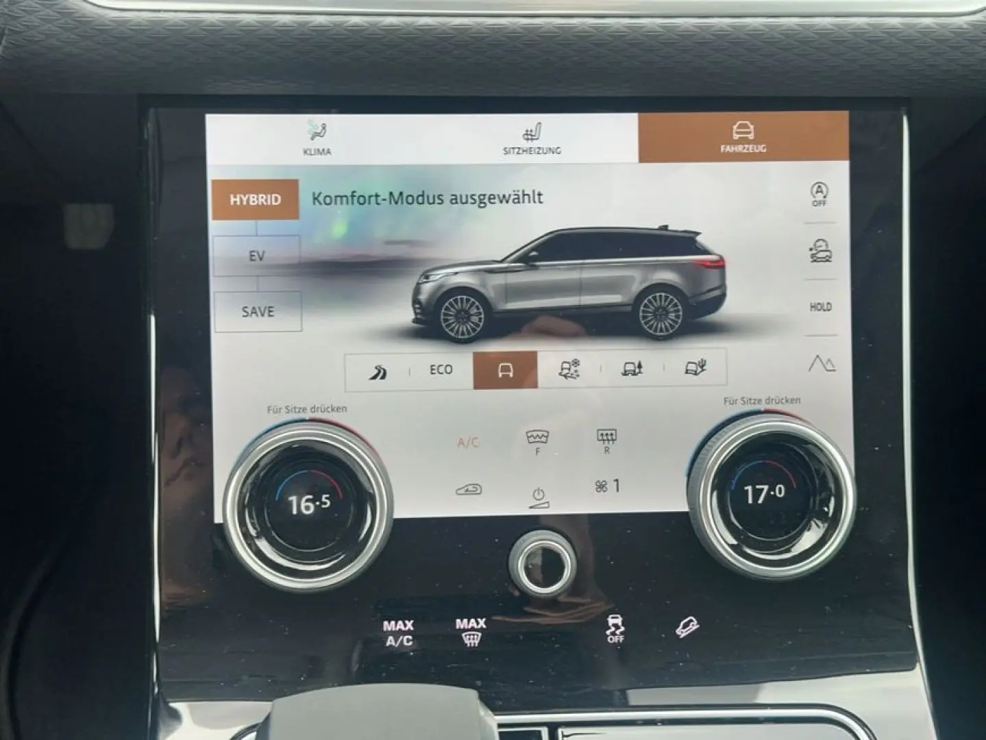 Range Rover Velar P400e R-Dynamic