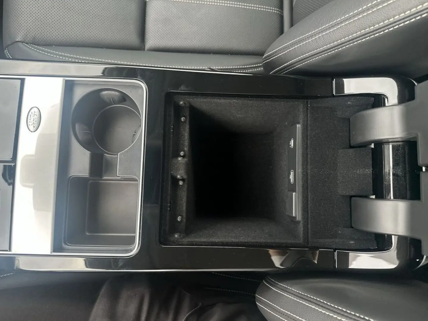 Range Rover Velar P400e R-Dynamic