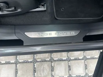 Range Rover Velar P400e R-Dynamic