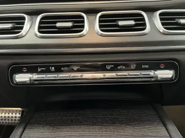 Mercedes-Benz GLE 400 AMG-Line Distr.  AHK HUD