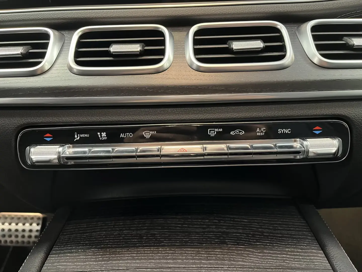 Mercedes-Benz GLE 400 AMG-Line Distr.  AHK HUD