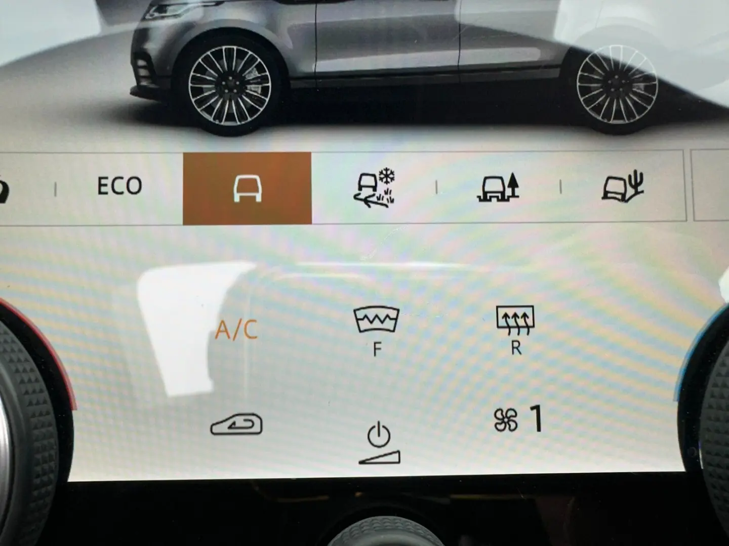 Range Rover Velar 2.0 P400e R-Dynamic AWD Pano