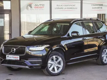 VOLVO XC90 T8 AWD