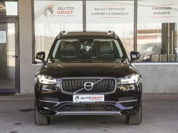 VOLVO XC90 T8 AWD
