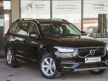 VOLVO XC90 T8 AWD