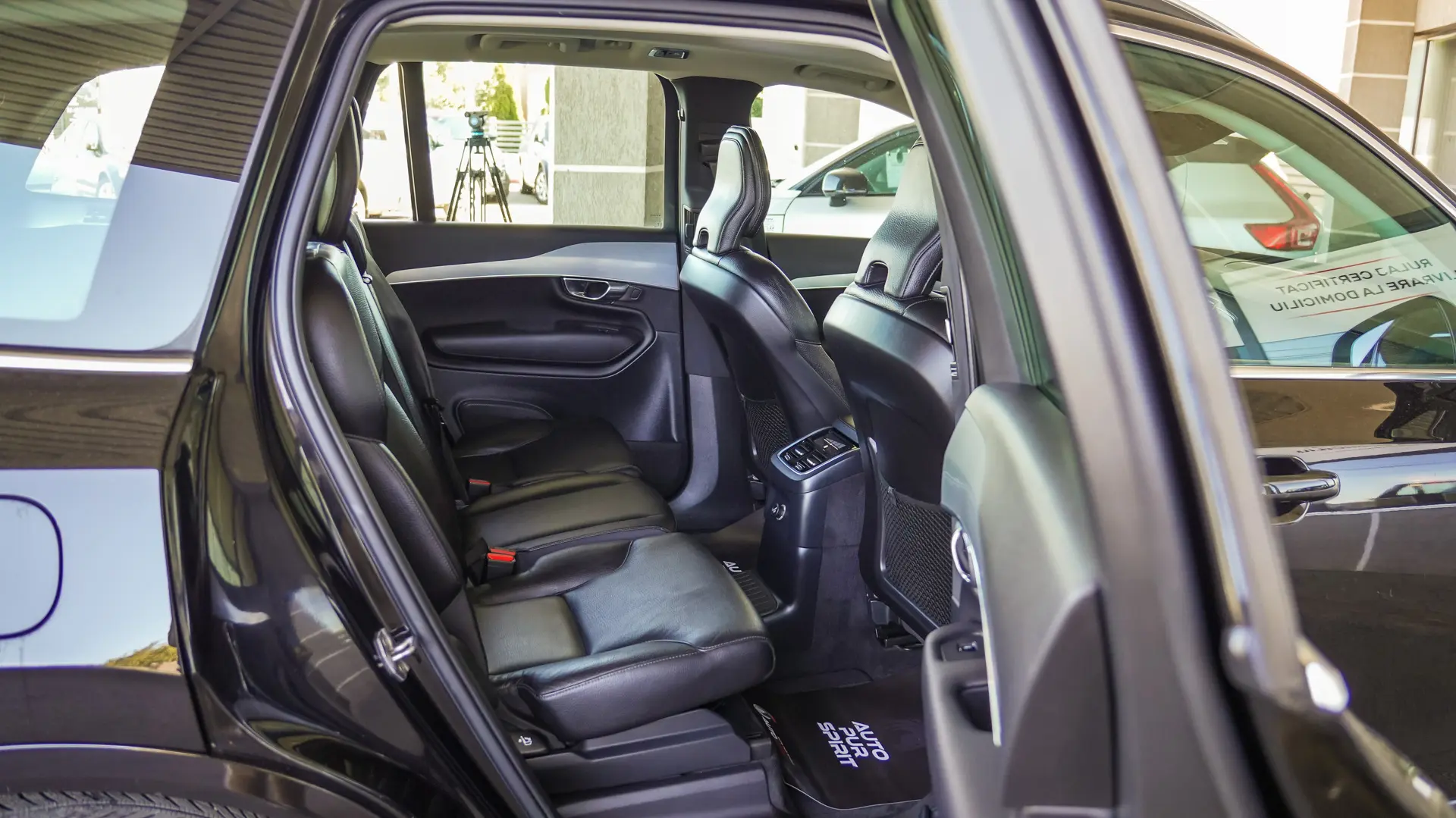 VOLVO XC90 T8 AWD