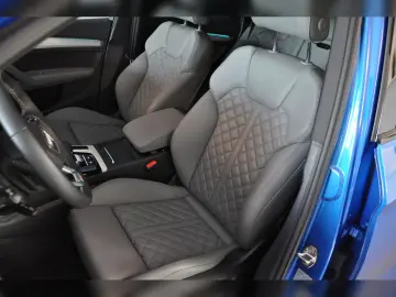 Q5 TFSIe S line 55 quattro AHK Panodach Werksgar