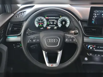Q5 TFSIe S line 55 quattro AHK Panodach Werksgar