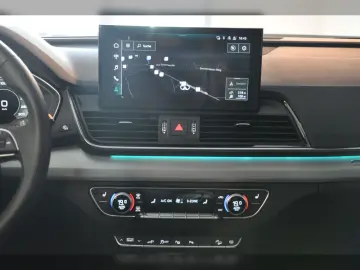 Q5 TFSIe S line 55 quattro AHK Panodach Werksgar