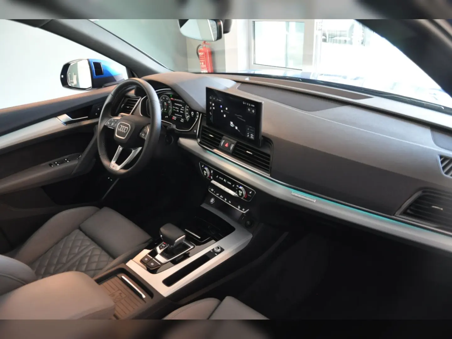 Q5 TFSIe S line 55 quattro AHK Panodach Werksgar