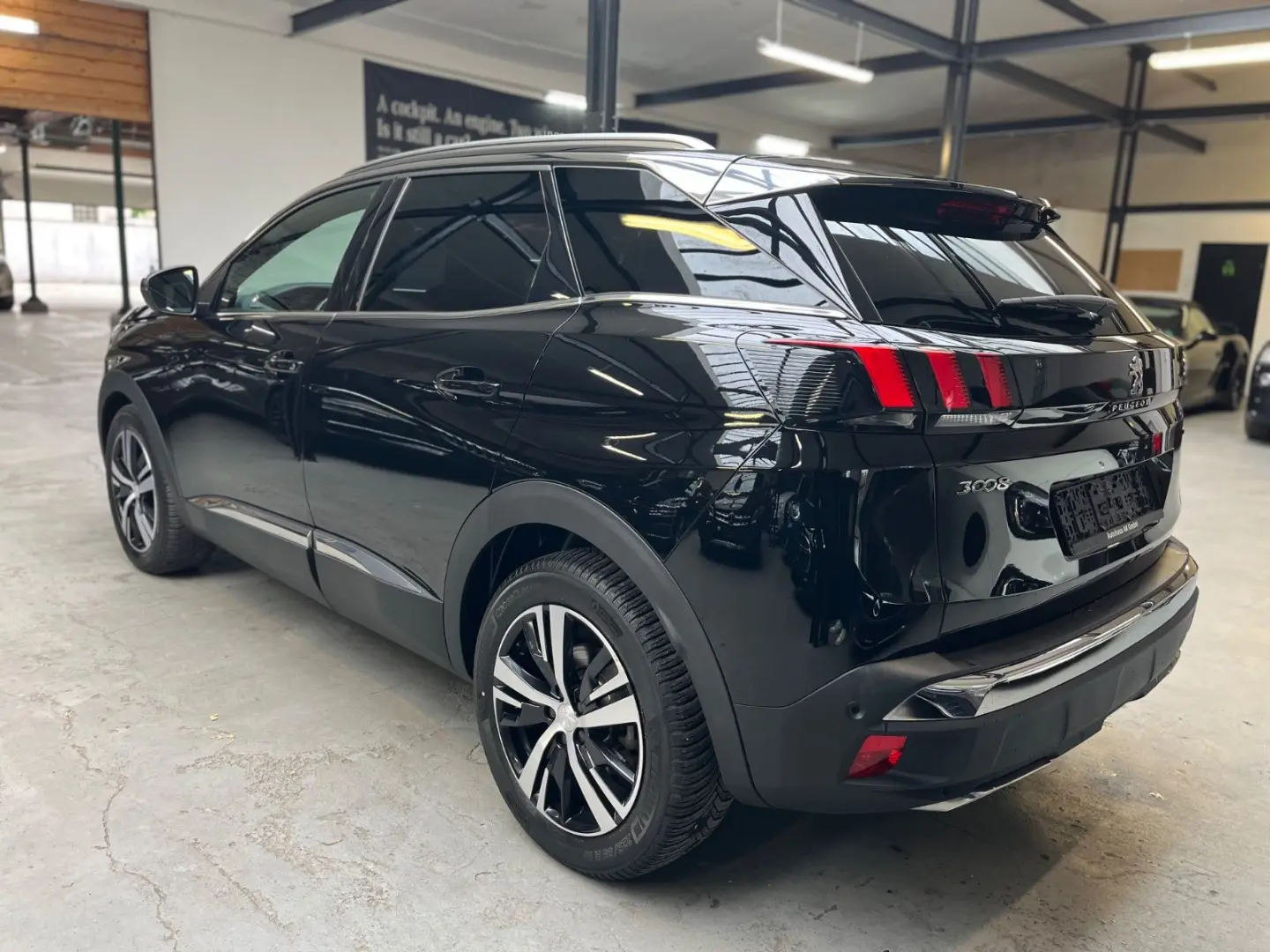 3008 GT-LINE  PANO KAMERA TEMPO NAVI APP