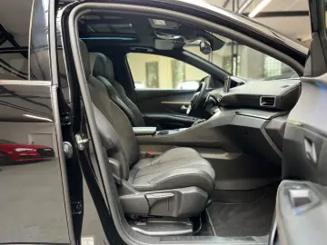 3008 GT-LINE  PANO KAMERA TEMPO NAVI APP