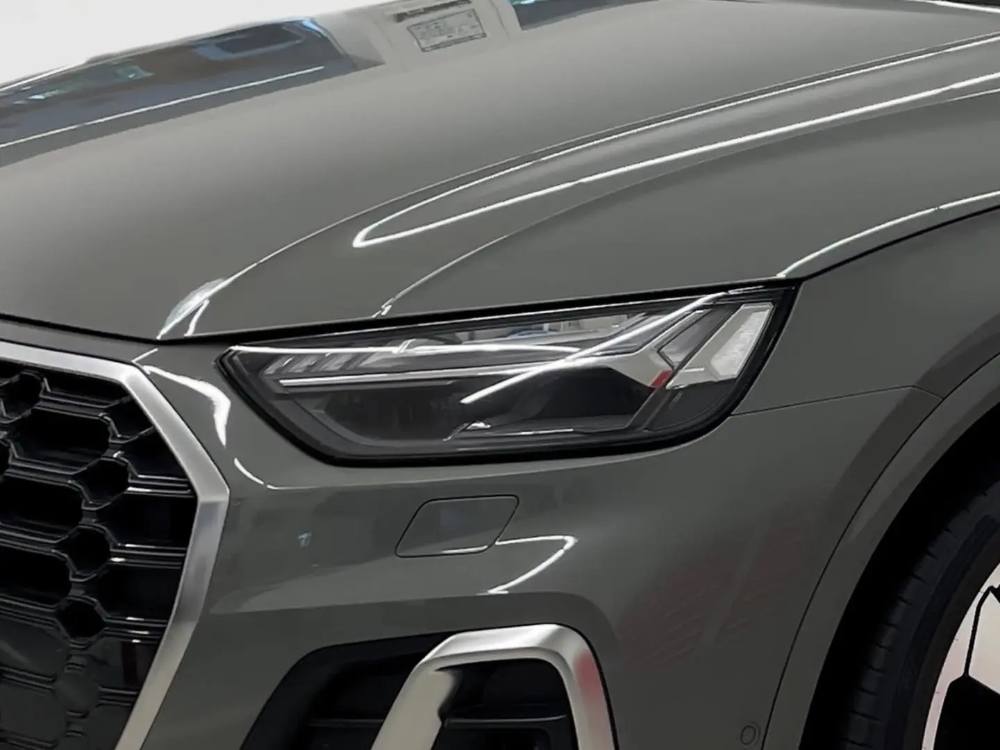 Q5 55 TFSI e quattro S line MATRIX 20'' OLED BUS