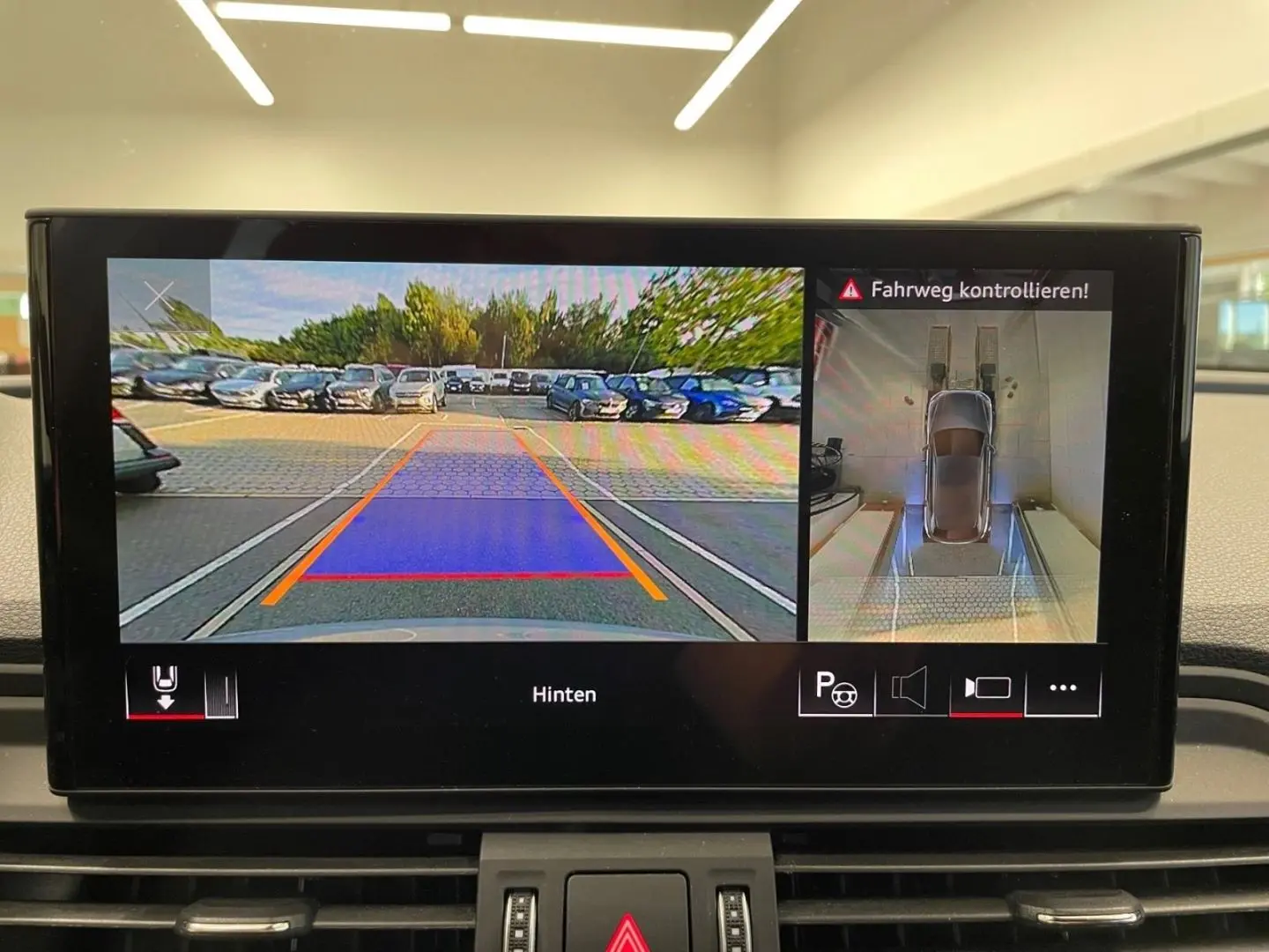 Q5 55 TFSI e quattro S line MATRIX 20'' OLED BUS