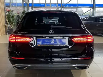 E 220 Avantgarde LED Navi PDC Distr.  DAB MBUX