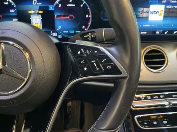 E 220 Avantgarde LED Navi PDC Distr.  DAB MBUX