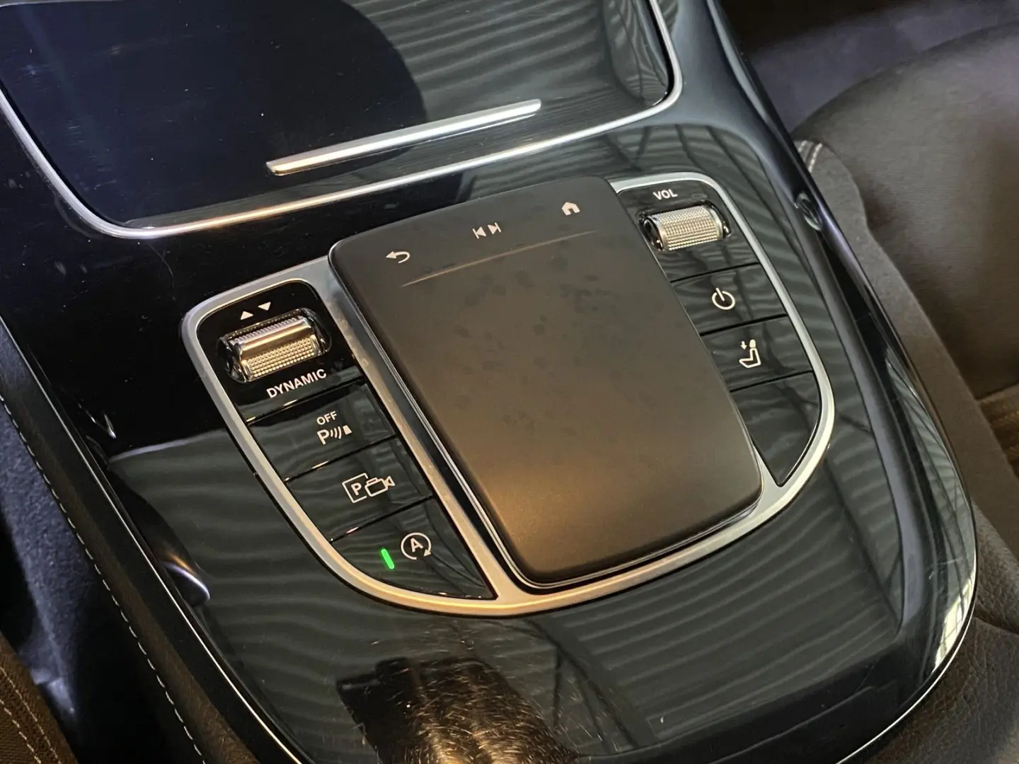 E 220 Avantgarde LED Navi PDC Distr.  DAB MBUX