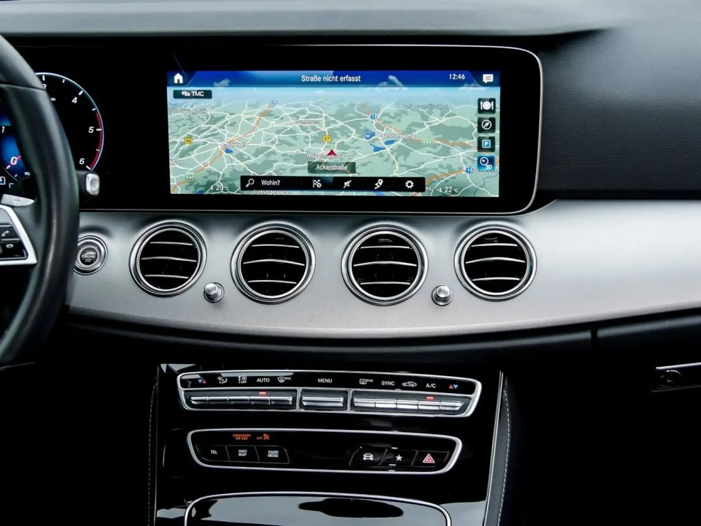 E 220 d T  Avantgarde DISTR LED NAVI BURM KAM LM
