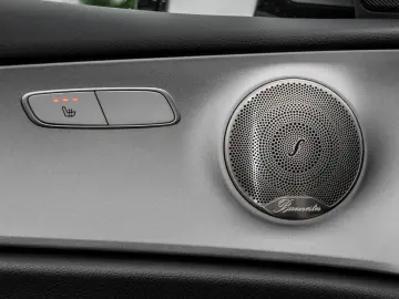 E 220 d T  Avantgarde DISTR LED NAVI BURM KAM LM