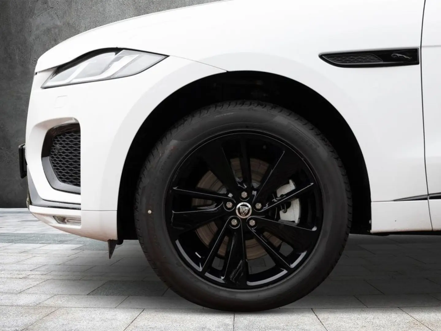 F-Pace P400e AWD R-Dynamic SE