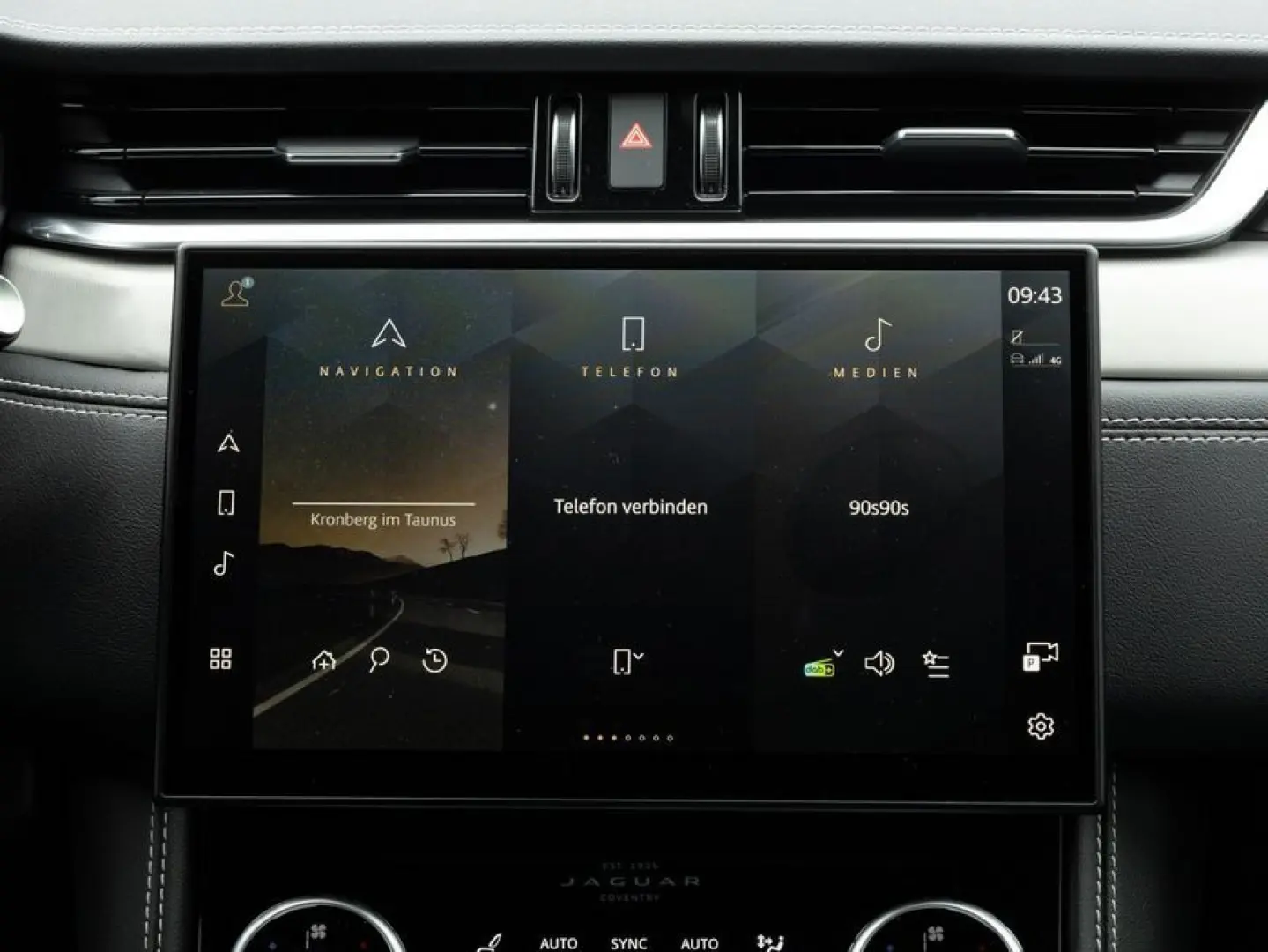 F-Pace P400e AWD R-Dynamic SE