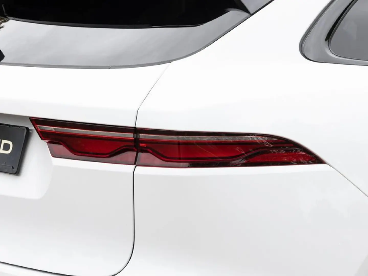 F-Pace P400e AWD R-Dynamic SE