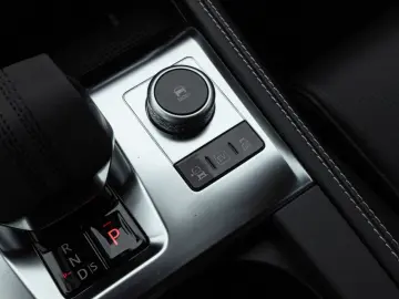 F-Pace P400e AWD R-Dynamic SE