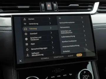 F-Pace P400e AWD R-Dynamic SE