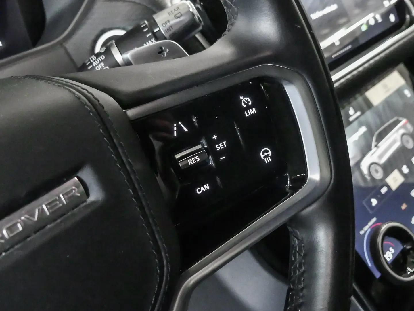 Range Rover Velar Hybrid S P400e Plug-In EU6d AD