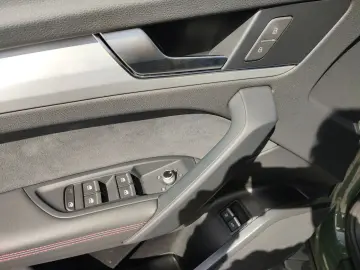 Q5 Sportback 55 TFSI e quattro S line Navi LED A