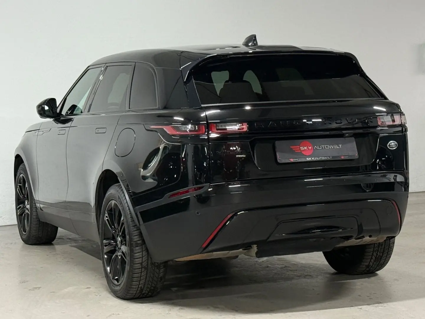 Range Rover Velar Hybrid S NAVI LED LEDER 20ZOLL