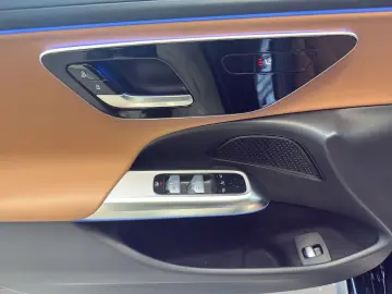 E 220 d T Avantgarde AHK Airmatic Leder Braun