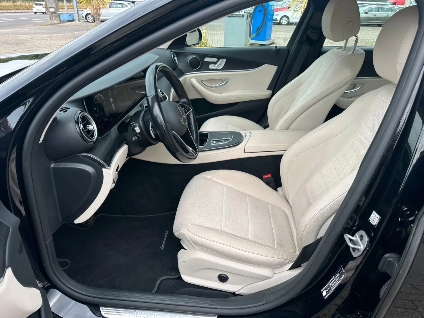 E 220 E -Klasse T-Modell E 220 d  AVANTGARDE