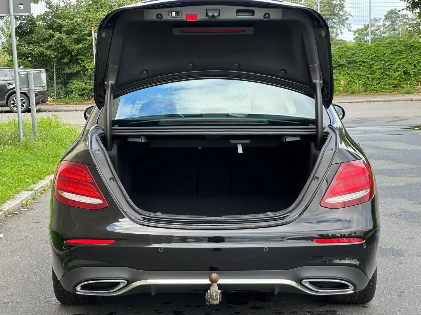 E 220 d Lim. AMG KAMERA LED AMBIENTE ACC DIGITAL