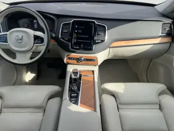 XC90 T8 Inscription Plug-In Hybrid AWD 360K 20Zo