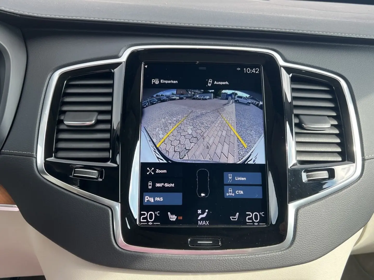 XC90 T8 Inscription Plug-In Hybrid AWD 360K 20Zo