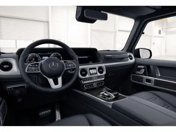G 350 d WIDE SPUR DISTR STANDH COMAND AHK PDC