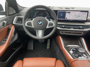 X6 30d M-Sport-Pro Pano B&W DA PA-Pro StHz AHK