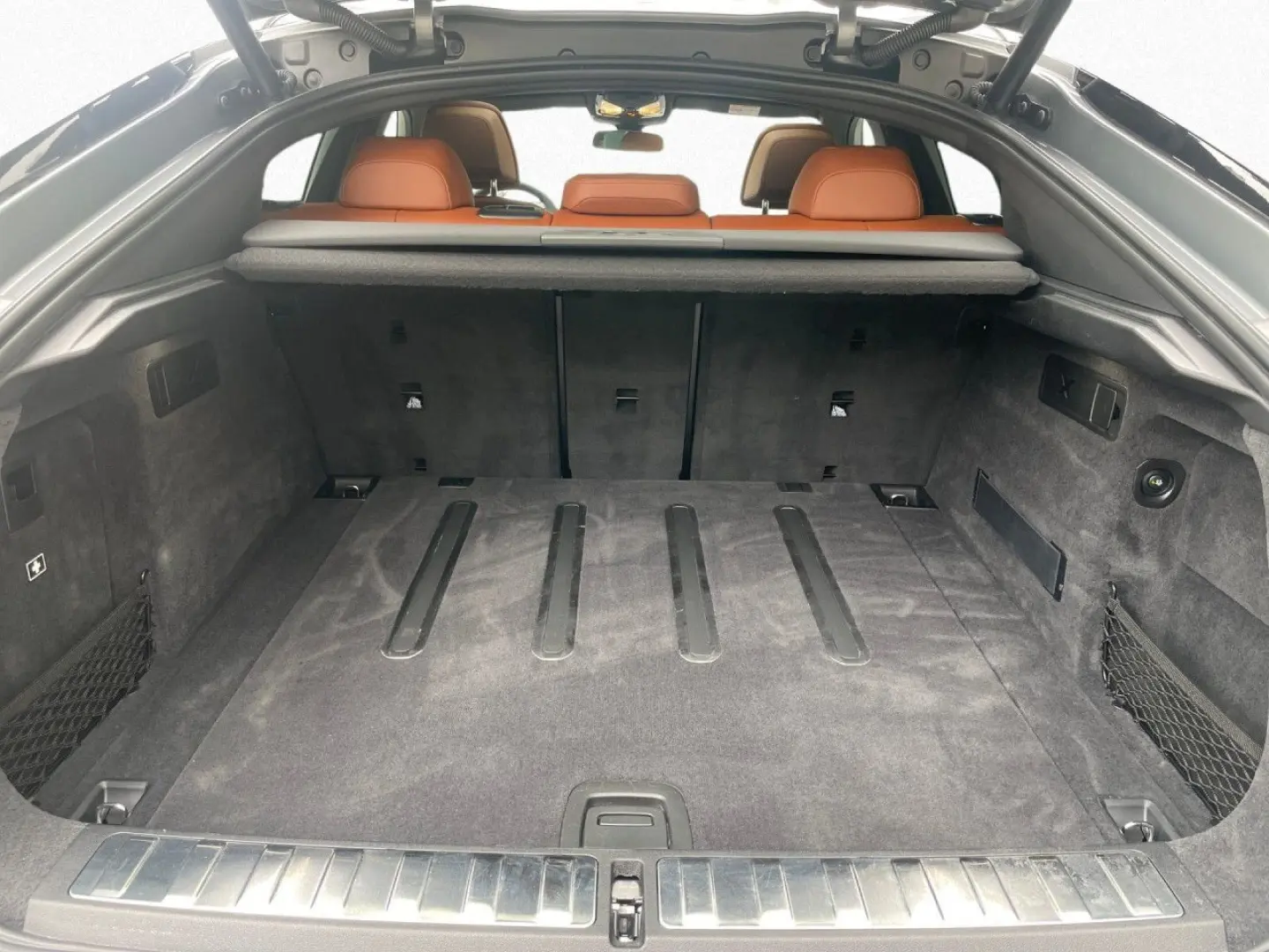 X6 30d M-Sport-Pro Pano B&W DA PA-Pro StHz AHK
