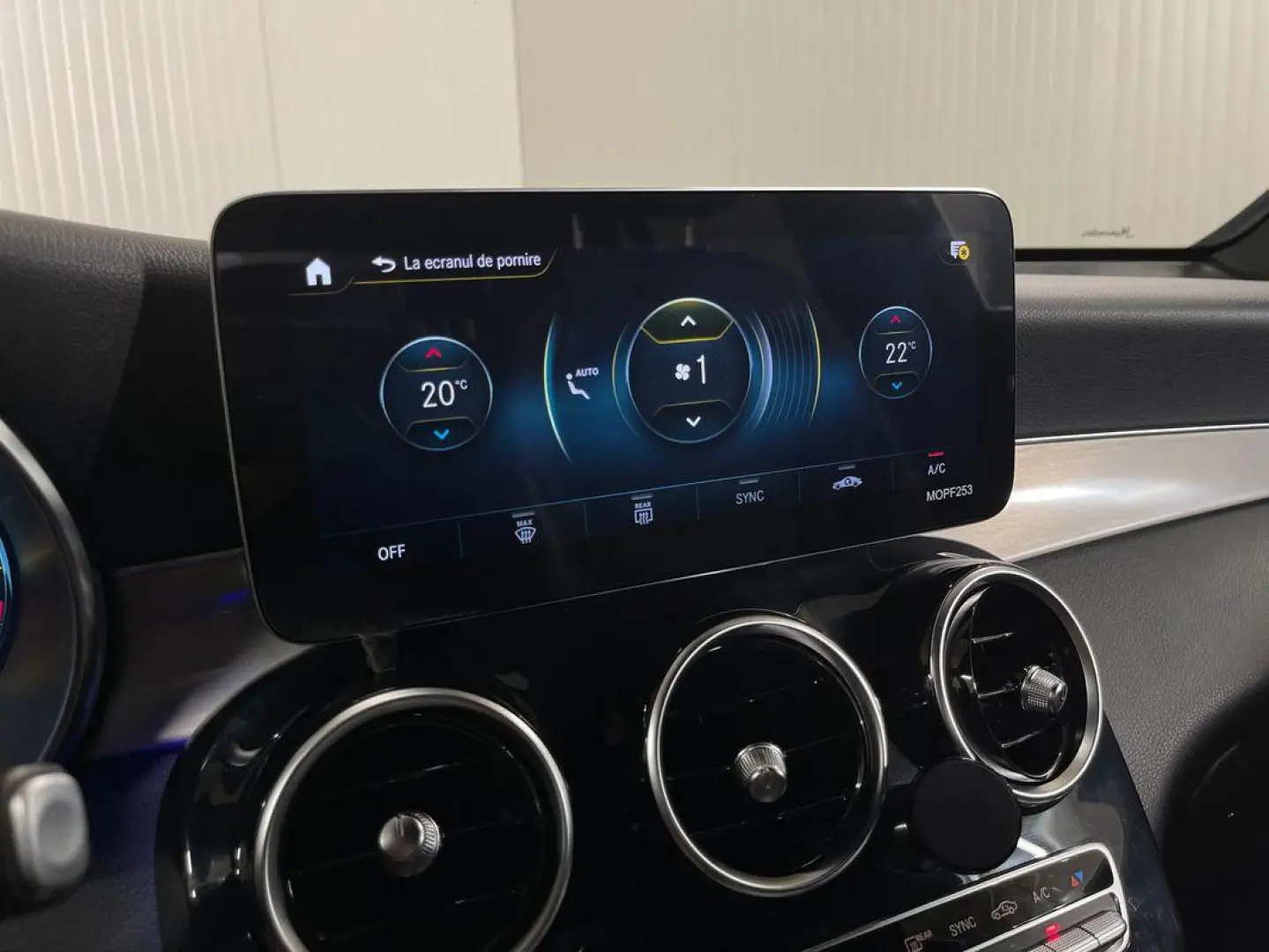 Mercedez-Benz GLC