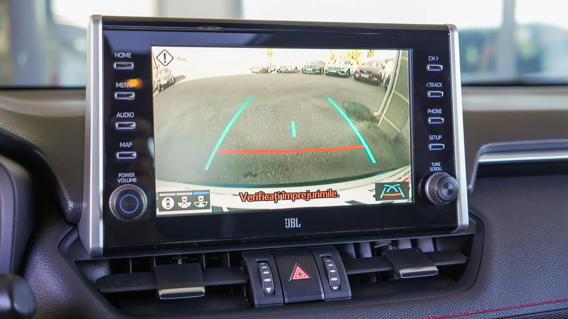 TOYOTA RAV4 PLUG-IN HIBRID AWD BITONE