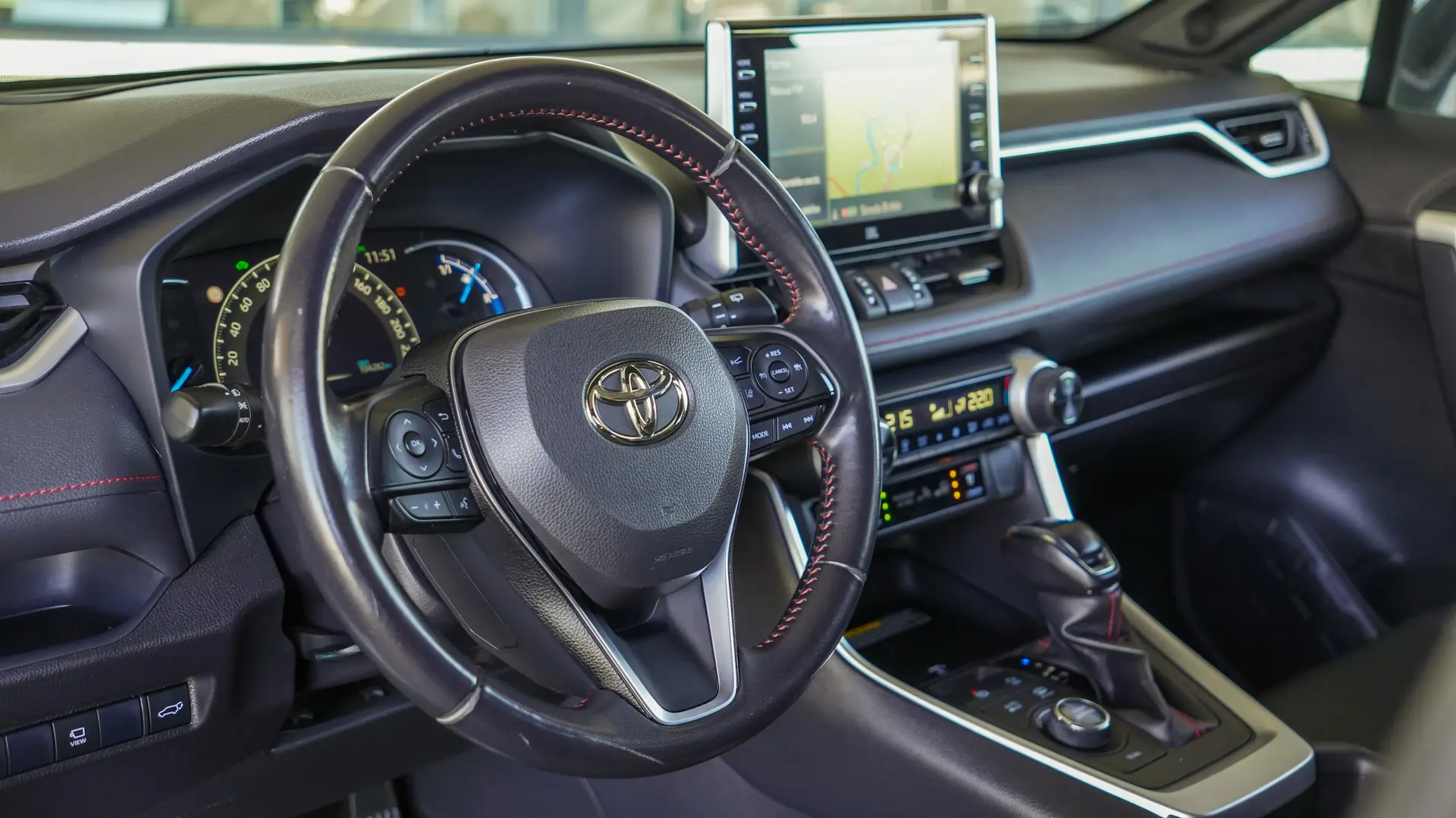 TOYOTA RAV4 PLUG-IN HIBRID AWD BITONE