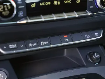 AUDI Q5 S Tronic 7QUATTRO AVUS