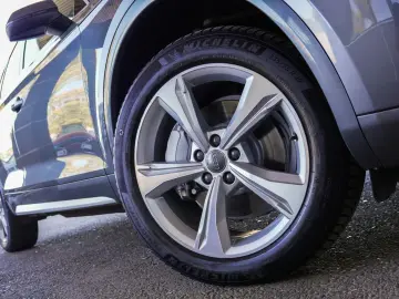 AUDI Q5 S Tronic 7QUATTRO AVUS