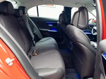 Mercedes-Benz C 220d 9G-TRONIC 4Matic Avantgarde