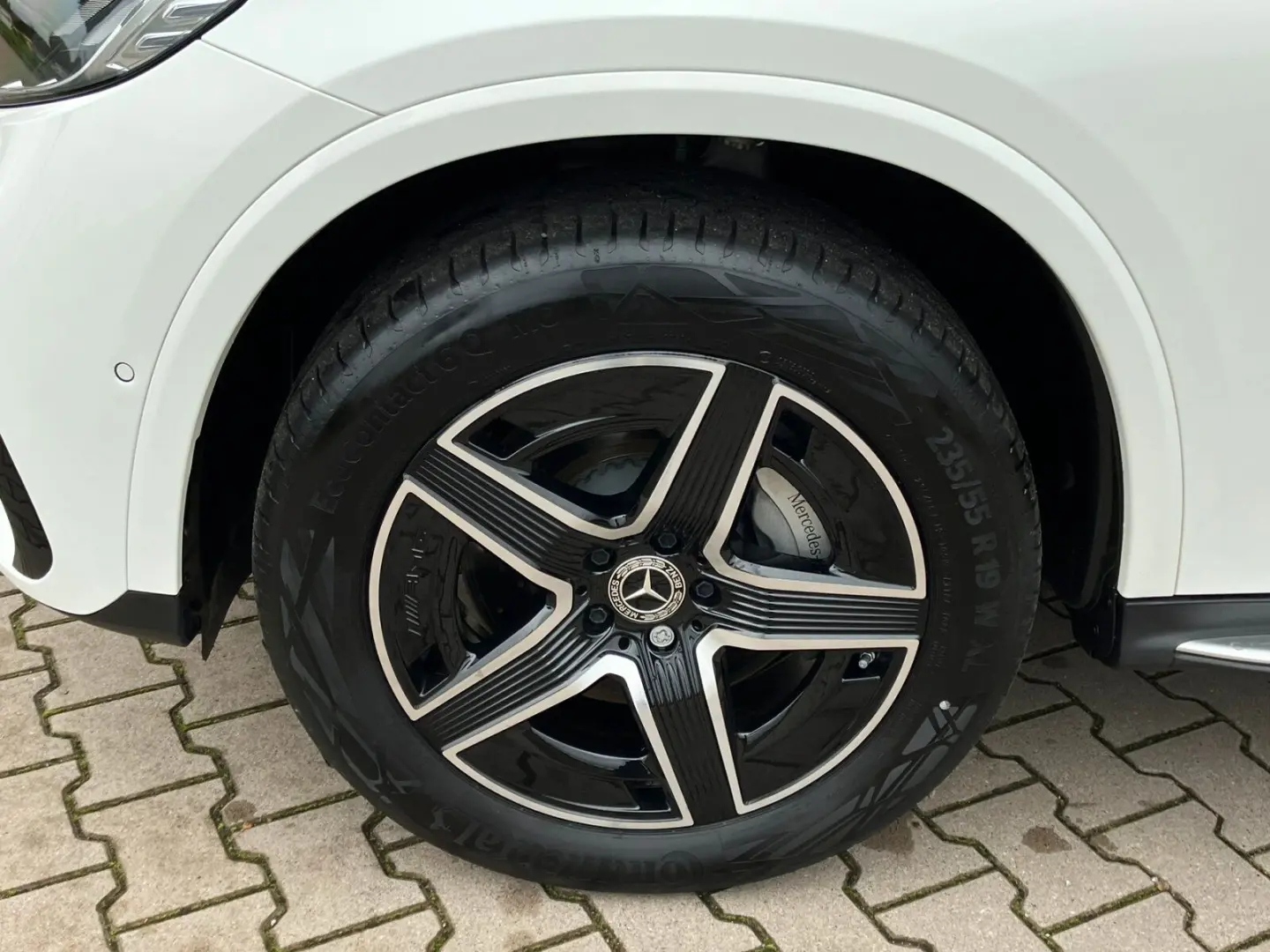 GLC 300 e 4M Coupé AMG Line LED AHK Night 360 K