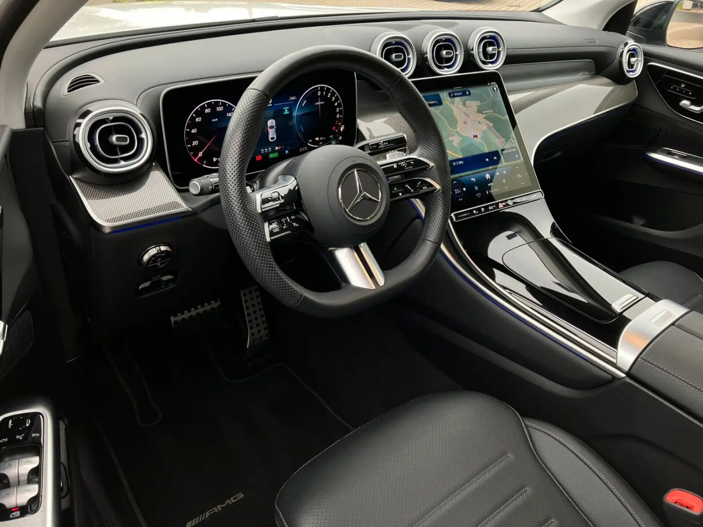 GLC 300 e 4M Coupé AMG Line LED AHK Night 360 K