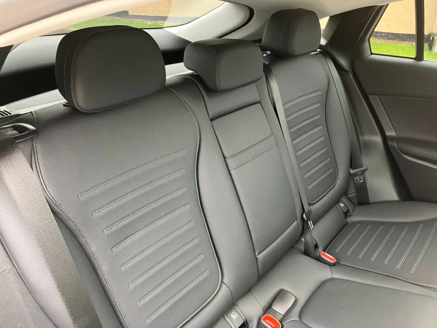 GLC 300 e 4M Coupé AMG Line LED AHK Night 360 K