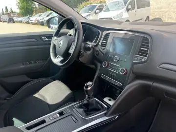 Megane IV TCe 140 Limited KeyLess Navi Kamera