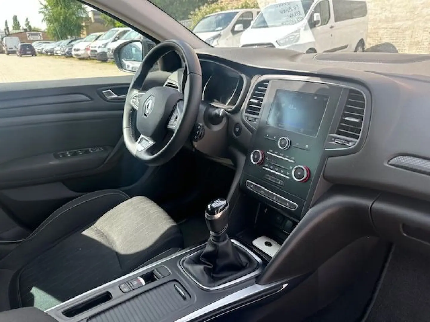 Megane IV TCe 140 Limited KeyLess Navi Kamera